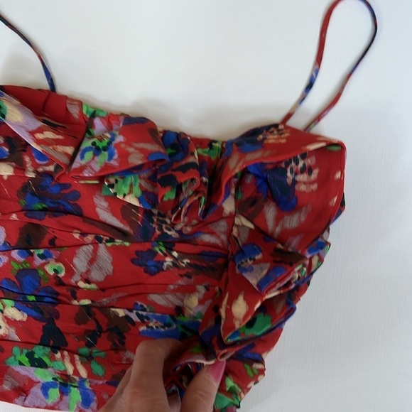 NWOT Zara Women's Red Floral Crop  Ruffled Top with spaghetti Straps - Picture 2 of 10